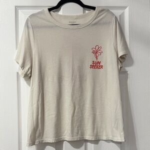Old Navy Beige Tee with Red Floral Graphic